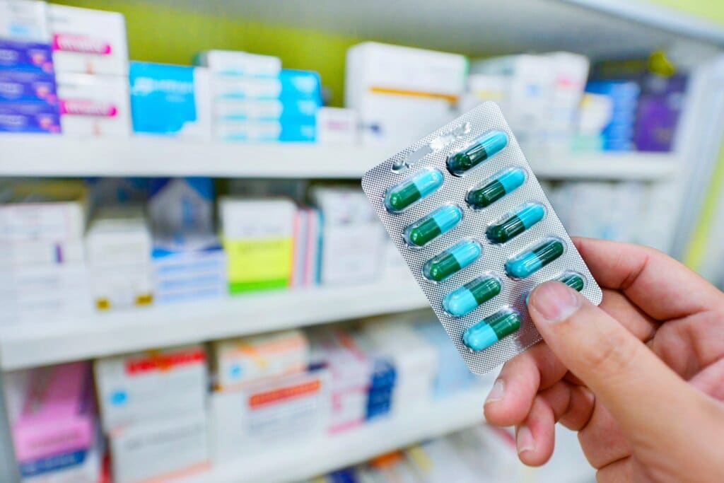 Ai luat antibiotice? Uite de ce riști să faci candidoză